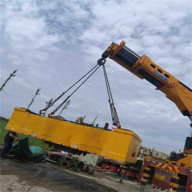 上林吊车吊集装箱需要多少钱